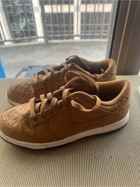 Nike Dunk Sneakers in Tan